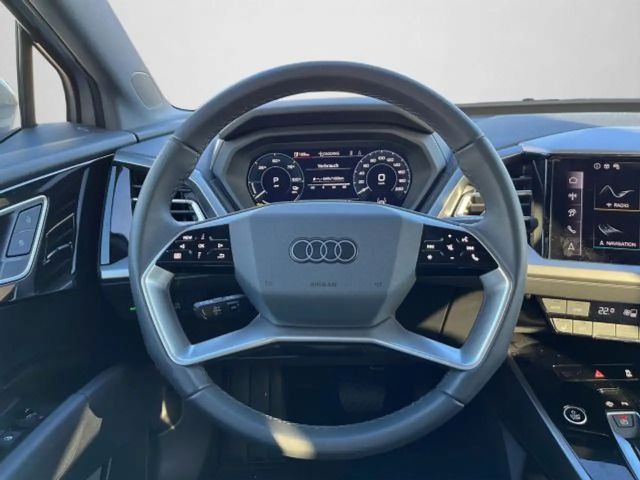 Audi Q4 e-tron Q4 45 e-tron Advanced AHK/EPH plus/uvm.