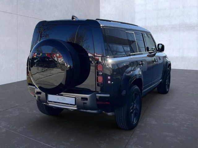 Land Rover Defender 110 D250 Dynamic SE