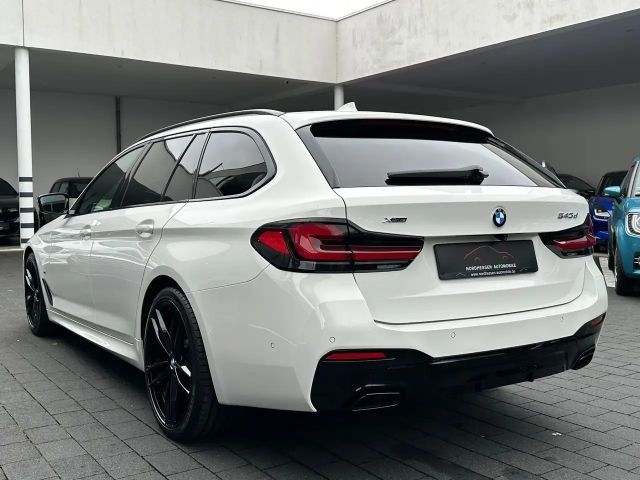 BMW 540 540d M-Sport Touring xDrive