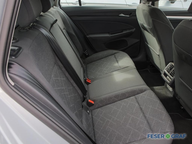 Volkswagen Golf 1.5 eTSI DSG Life Variant