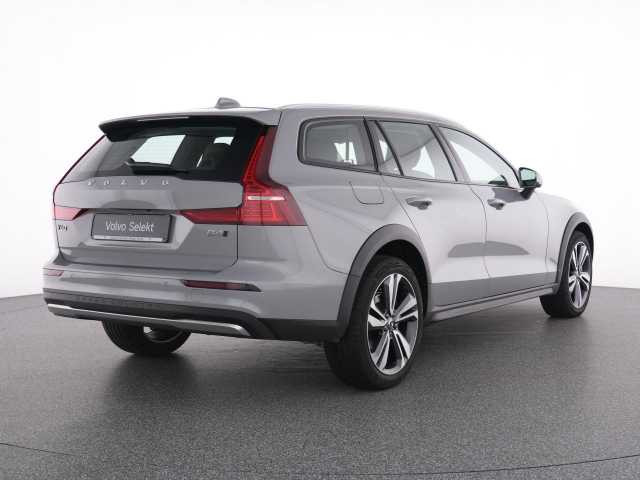 Volvo V60 Cross Country CC
