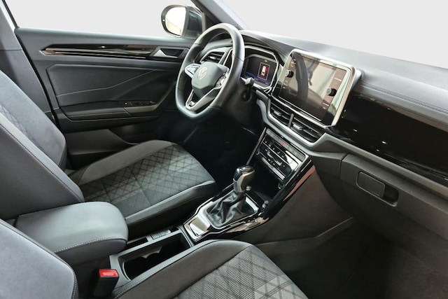 Volkswagen T-Roc 1.5 TSI DSG R-Line