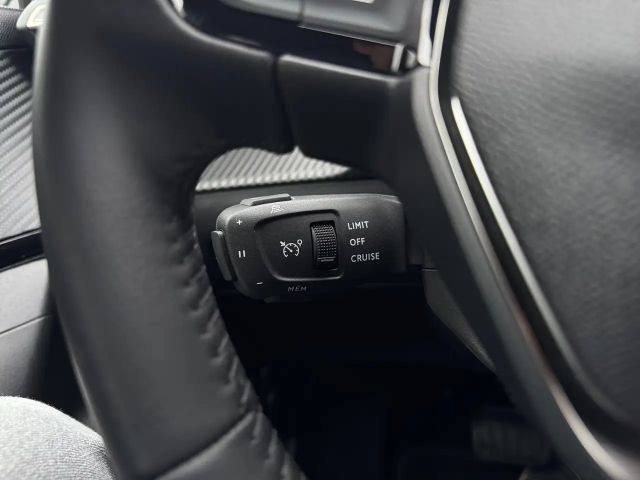 Peugeot 2008 Allure Pack EAT8 PureTech