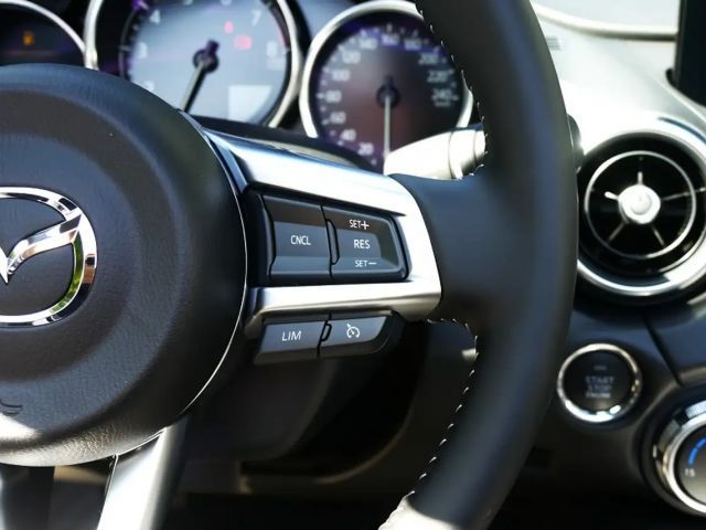 Mazda MX-5 Exclusive-line SkyActiv