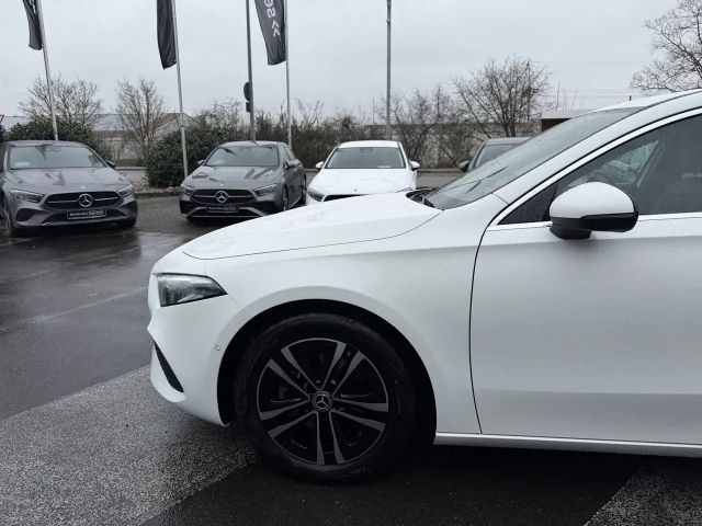 Mercedes-Benz A 180 A180 PROGRES+MBUX+LED+KAMERA+ASSIST+CARPLAY+SHZ+