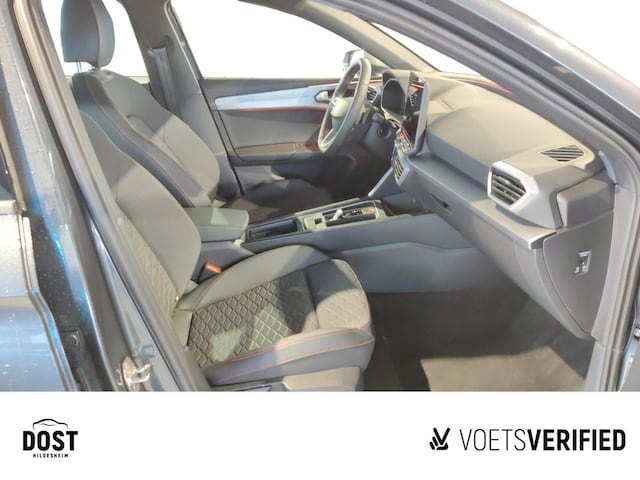 Seat Leon 1.5 eTSI FR-lijn Sportstourer