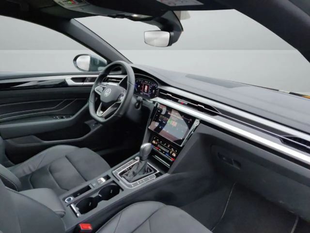 Volkswagen Arteon 2.0 TDI IQ.Drive R-Line