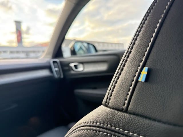 Volvo XC40 Dark Plus