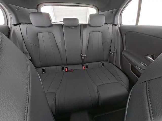 Mercedes-Benz A 180 , 7G-DCT, Progr. Advanced, Winter-Pak., Kamera,...