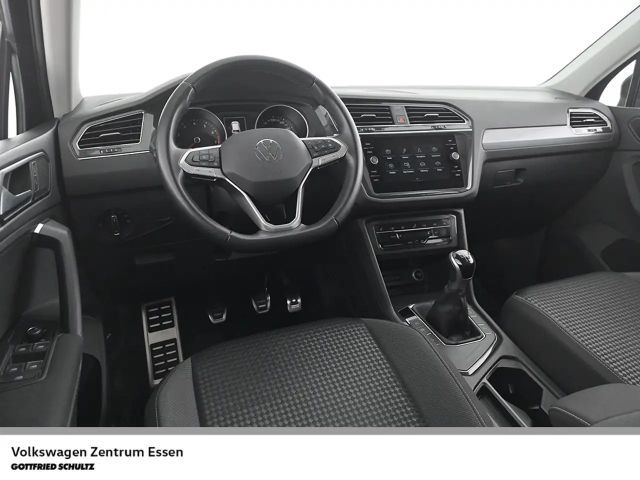Volkswagen Tiguan Active TSI LED Navi R-Kamera Sitzhzg