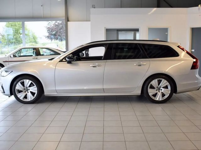 Volvo V90 R-Design