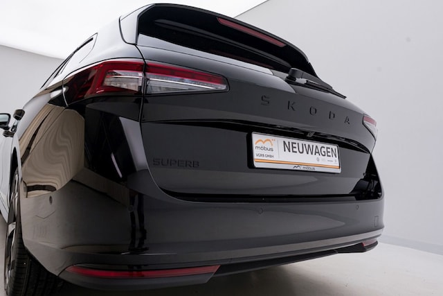 Skoda Superb 2.0 TDI Combi Sportline