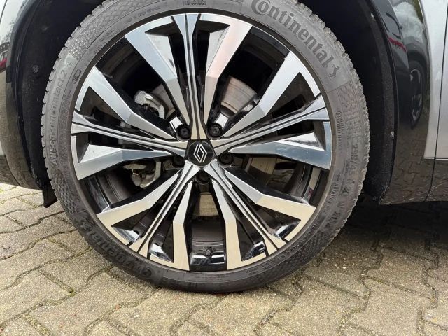 Renault Espace E-Tech Hybrid Iconic