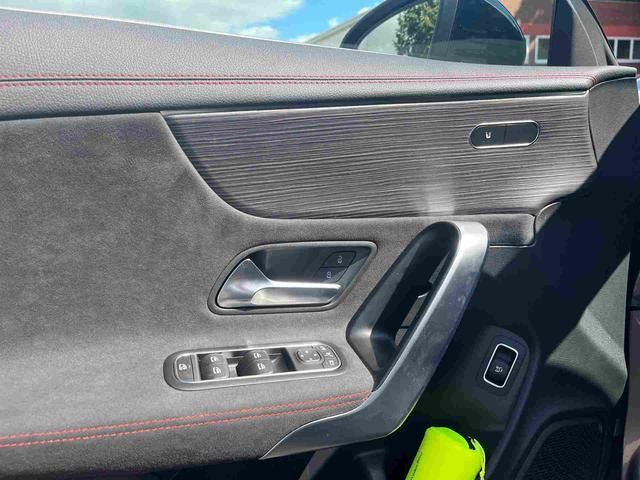 Mercedes-Benz CLA 180 AMG Line Shooting Brake