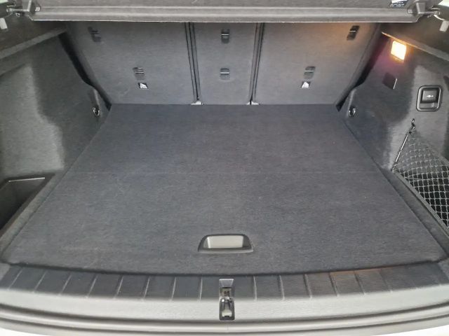 BMW X1 25e Hybrid Allrad A. neuwertiger Zustand -8.400 km