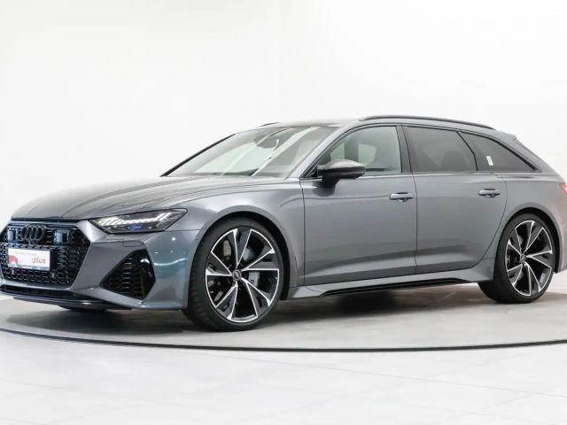 Audi RS6 AHK Matrix HUD Keramik Pano 305km/h