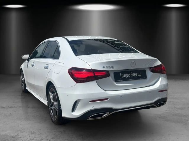 Mercedes-Benz A 200 AMG Line