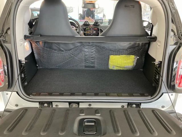 Smart EQ fortwo 22kw onboard charger