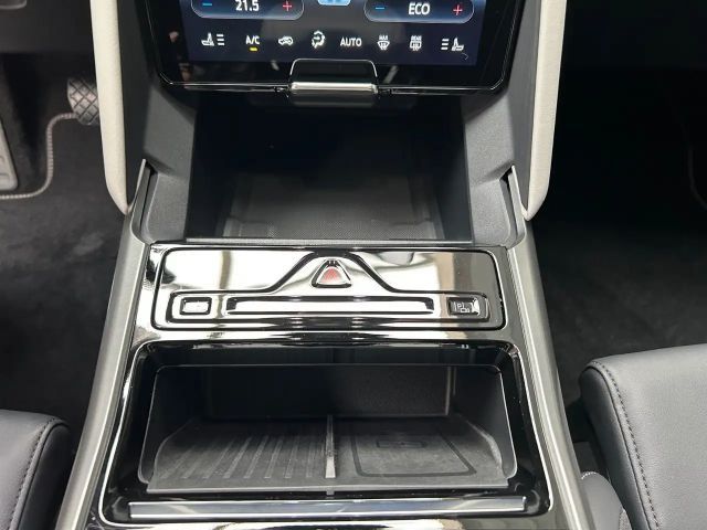 Ford Explorer Extended range RWD