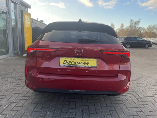 Opel Astra Enjoy Sports Tourer