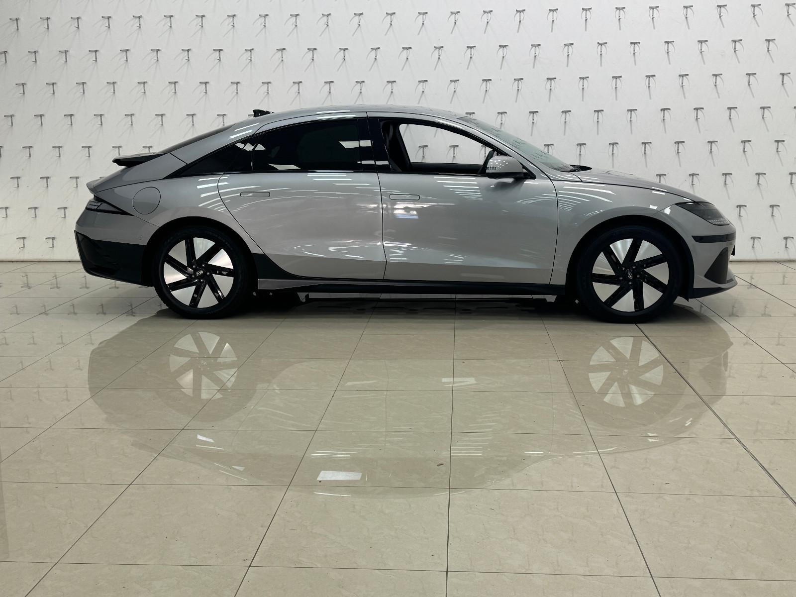 Hyundai IONIQ 6 4WD UNIQ Vierwielaandrijving