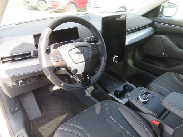 Ford Mustang Mach-E Basis