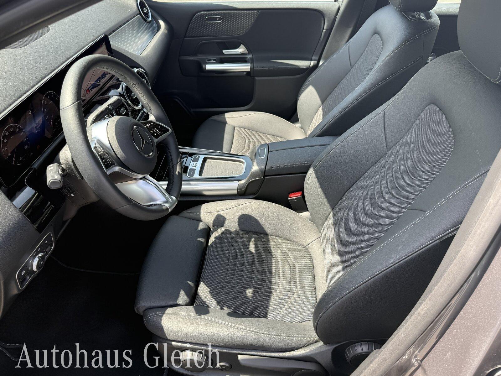 Mercedes-Benz B 200 Progressive Sedan