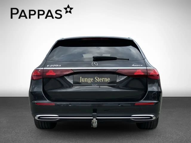 Mercedes-Benz E 220 4MATIC E 220 d Estate