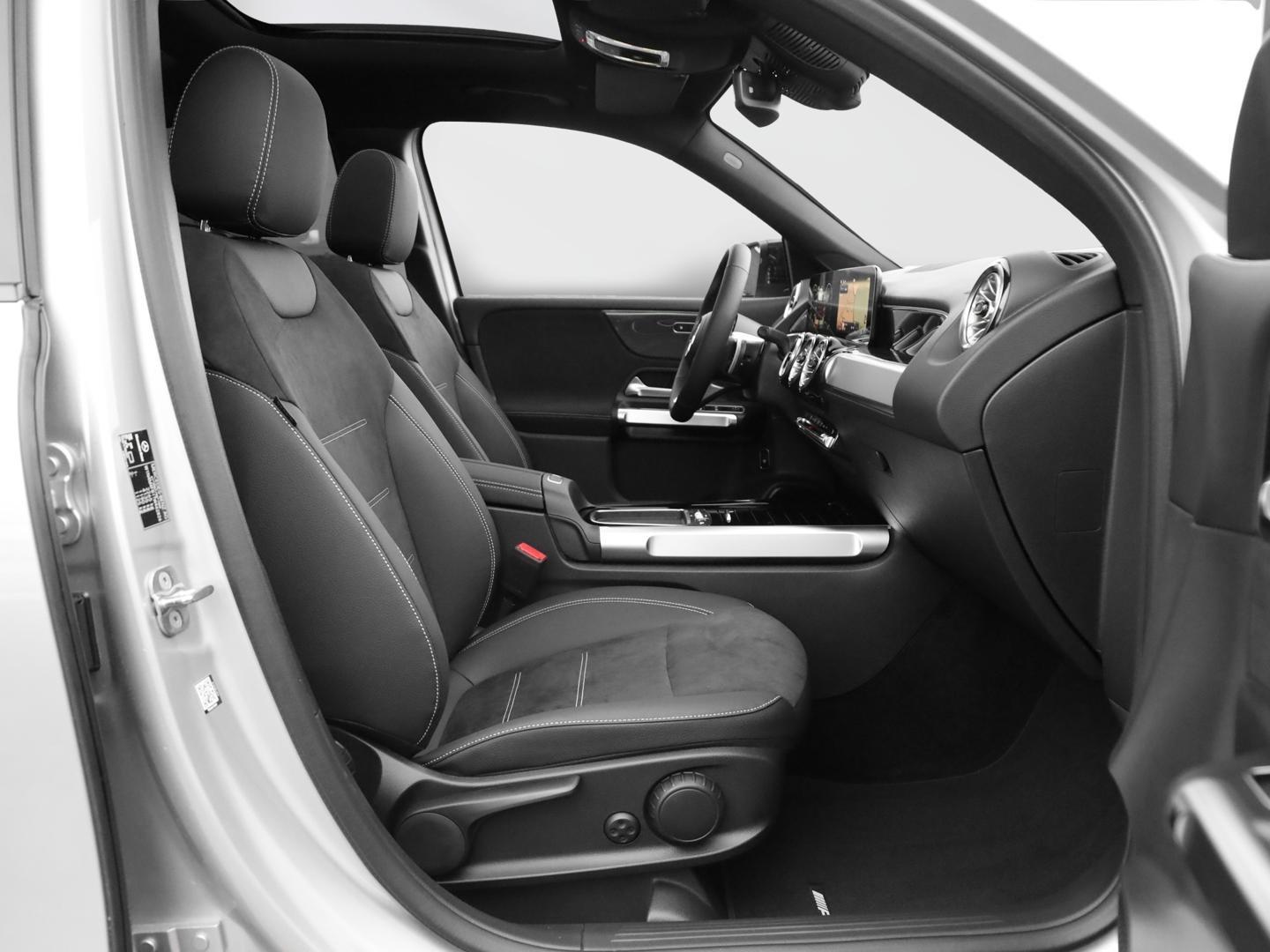 Mercedes-Benz GLB 220 4MATIC