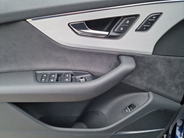 Audi Q7 50 TDI Quattro S-Line