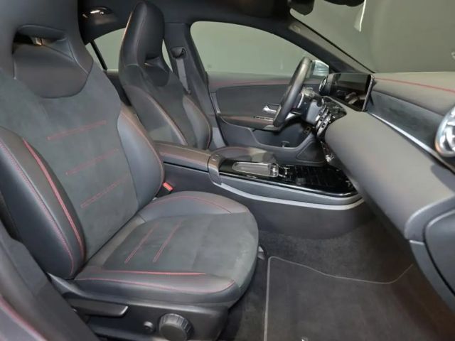 Mercedes-Benz CLA 200 Coupé