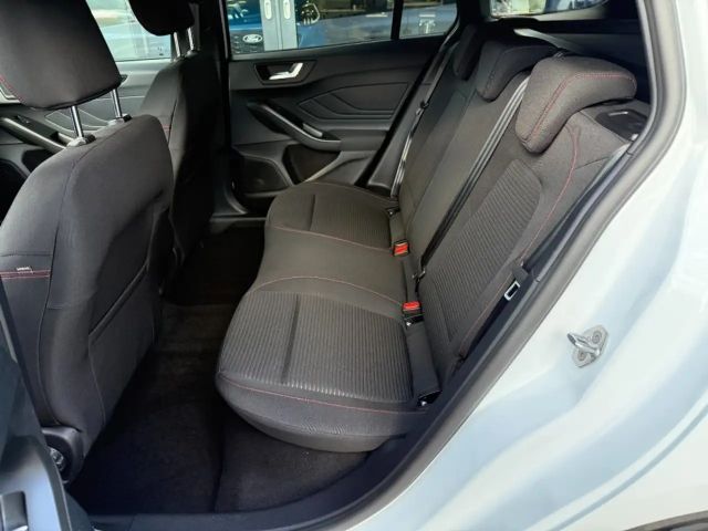 Ford Focus ST Line Wagon