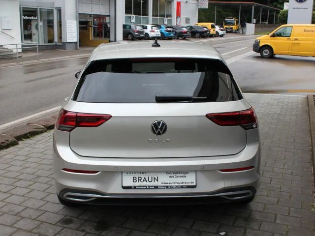 Volkswagen Golf 1.5 TSI Golf VIII Move