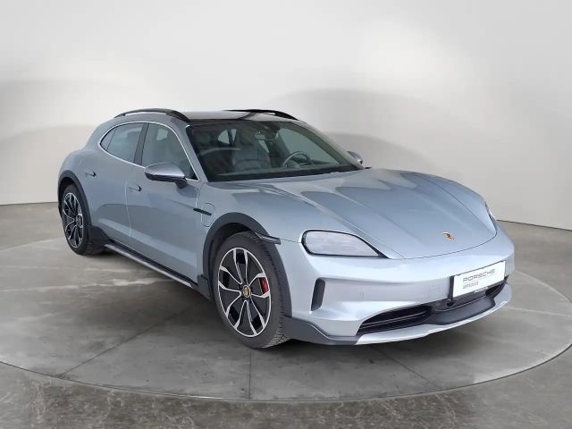 Porsche Taycan 4S Cross Turismo