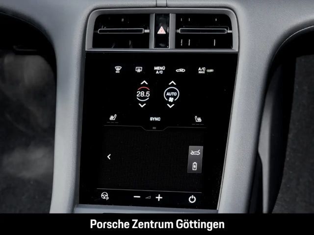 Porsche Taycan 4 Cross Turismo