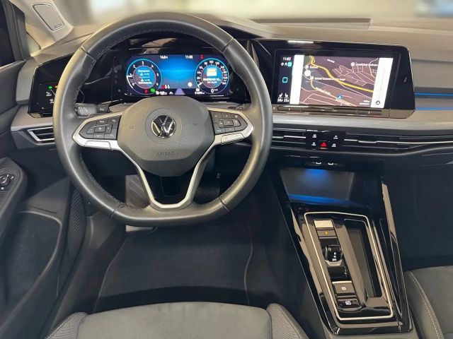 Volkswagen Golf 2.0 TDI DSG Style Variant