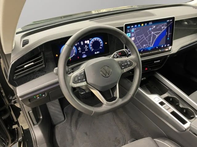 Volkswagen Passat 1.5 eTSI Business DSG Variant