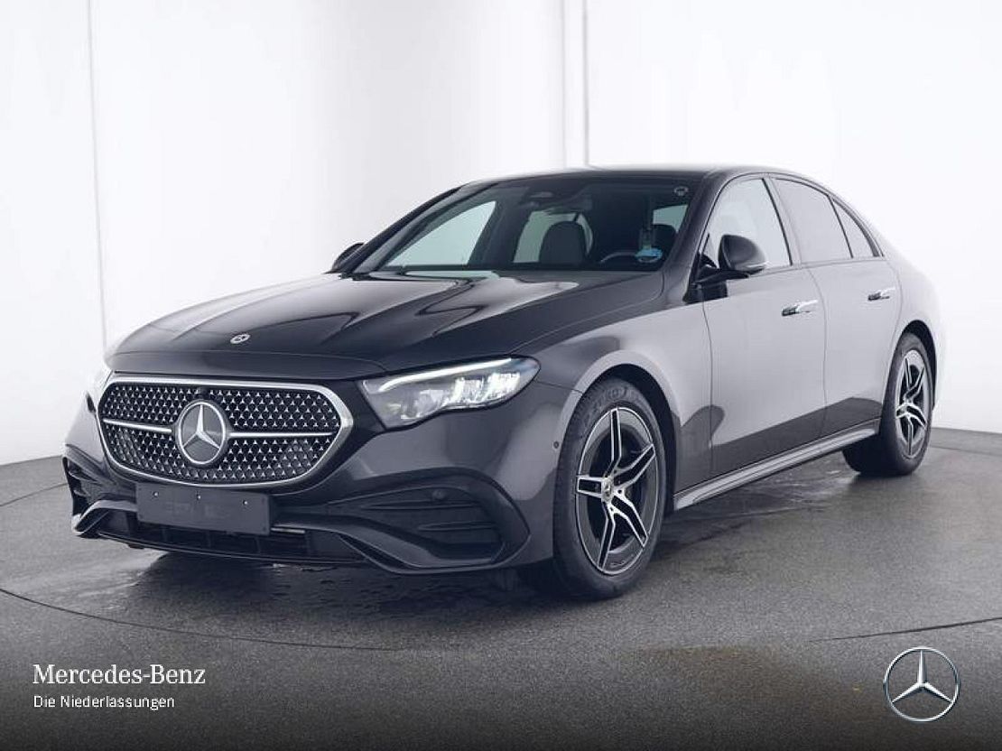 Mercedes-Benz E 220 AMG Line E 220 d Sedan