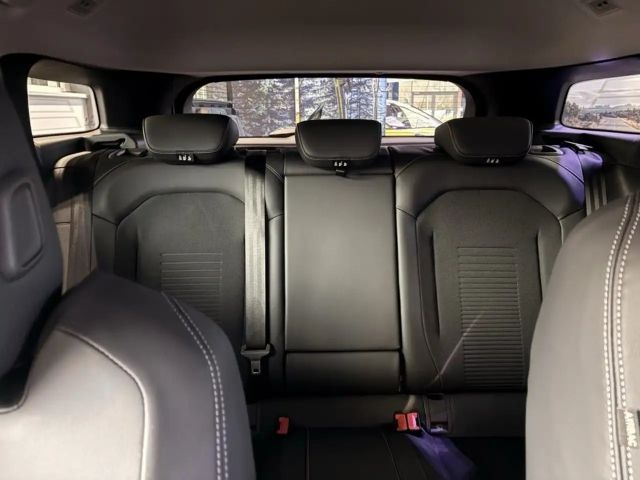 Ford Explorer Extended range RWD