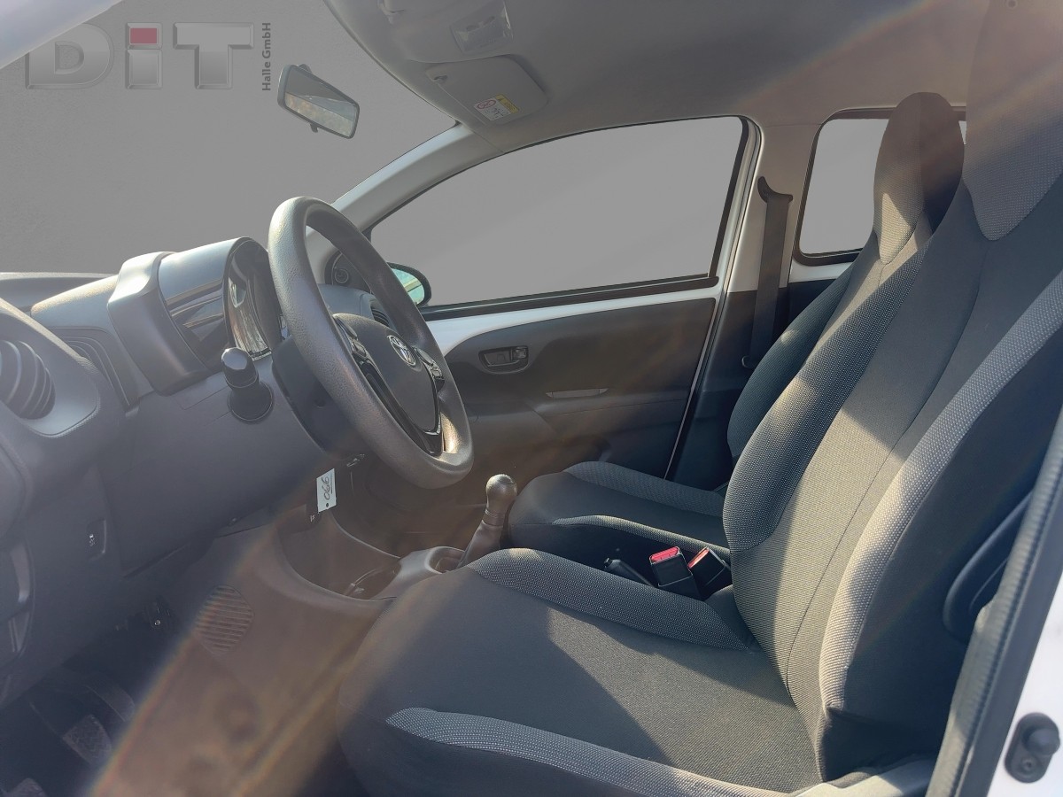 Toyota Aygo 5-deurs Business Plus