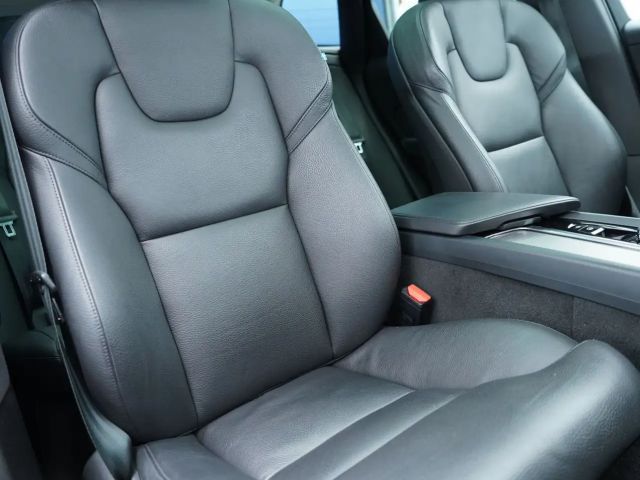 Volvo XC60 AWD Dark Ultimate