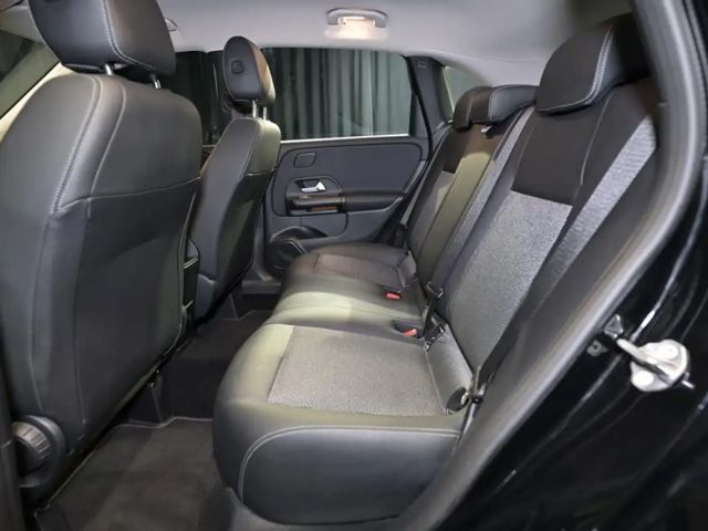 Mercedes-Benz B 250 B 250 e