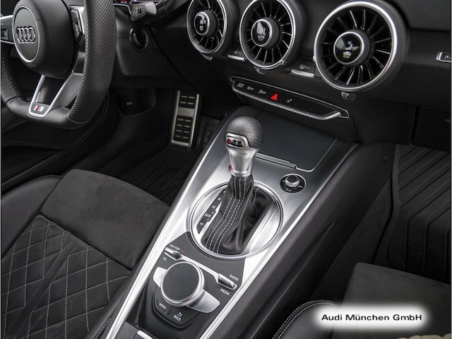 Audi TTS Coupé Quattro S-Tronic