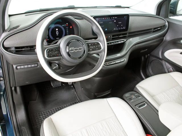 Fiat 500e 42 kWh La Prima