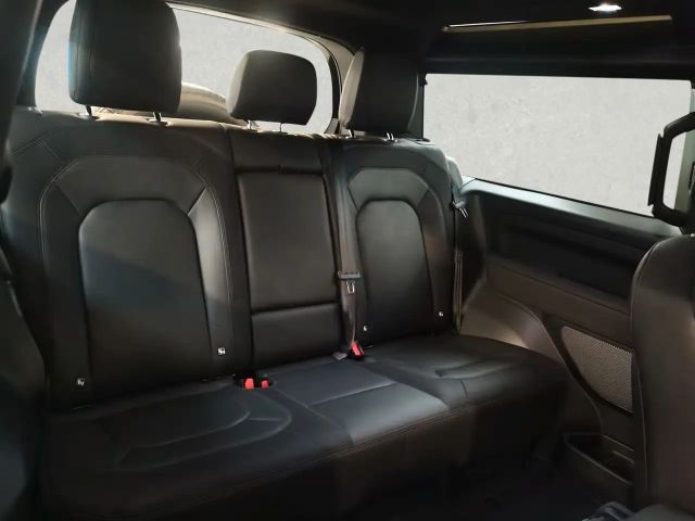 Land Rover Defender 90 D250 Dynamic S