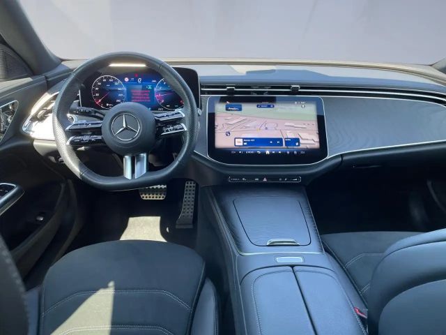 Mercedes-Benz E 200 AMG Line Estate