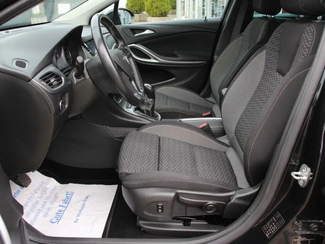 Opel Astra Edition Sports Tourer