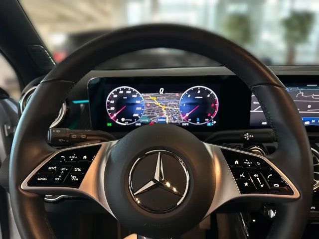 Mercedes-Benz A 200 A 200 d Progressive