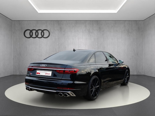 Audi S8 Quattro