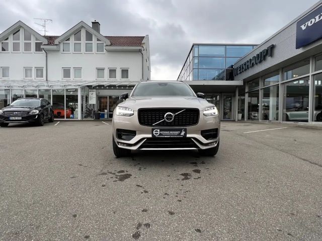 Volvo XC90 Dark